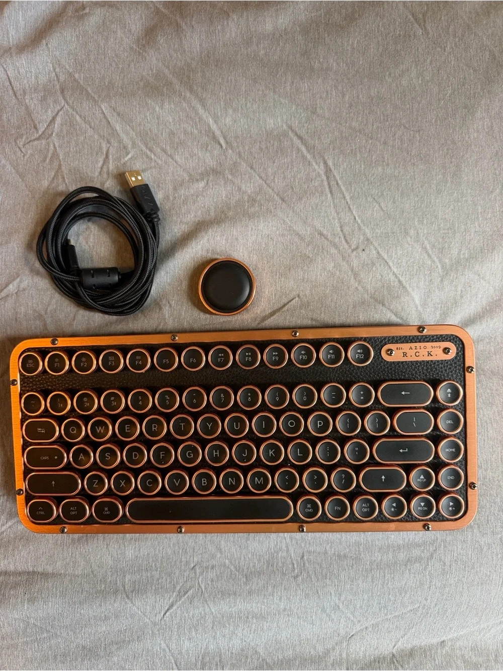 Retro Mechanical USB Keyboard in Metallic Orange